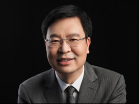  Li Pengcheng, Executive President of Mengniu: "staying" is more important than "getting" in the digital economy