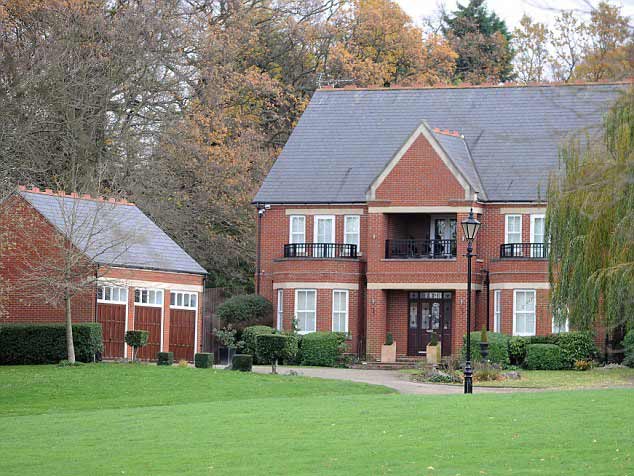 体坛明星豪宅大揭秘:小贝买"宫殿" 波什最土豪 体坛明星豪宅大揭秘:小贝买"宫殿" 波什最土豪