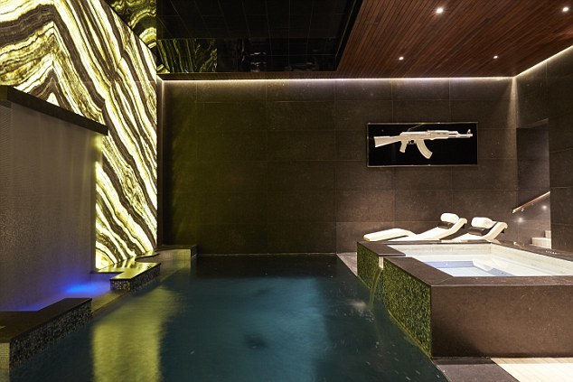 体坛明星豪宅大揭秘:小贝买"宫殿" 波什最土豪 体坛明星豪宅大揭秘:小贝买"宫殿" 波什最土豪