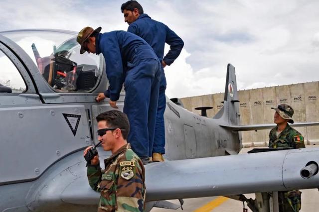 Mai sarrafa jirgin sama maras matuki na Amurka ya gabatar da bidiyon kashe fararen hular Afghanistan_fororder_hoto2