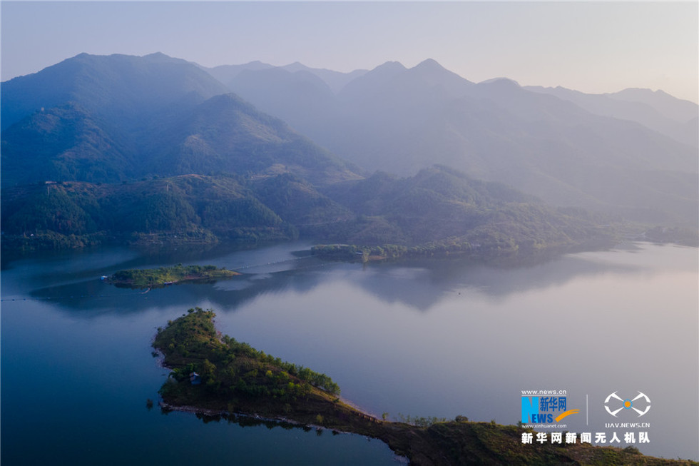 航拍三峡蓄水175米 云阳高阳平湖云雾朦胧