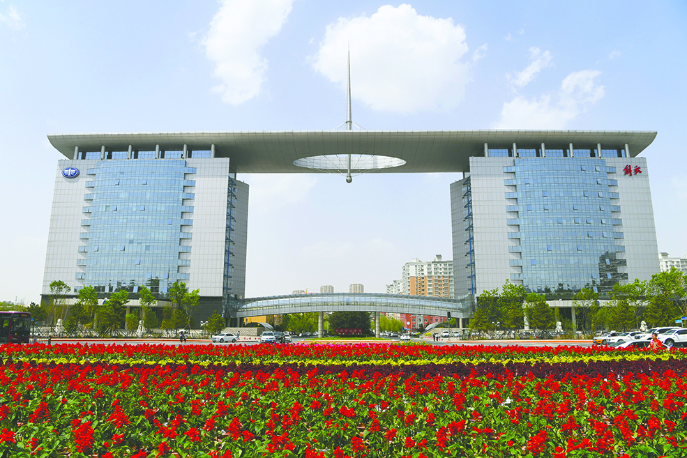 长春：华美“大屋檐” 东风大街大屋檐历史建筑艺术街区