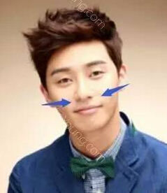 《她很漂亮》男主角朴叙俊整容前样子好土