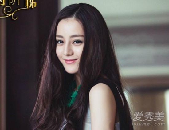 造型师你瞎吗！《爱的阶梯》迪丽热巴发型丑哭