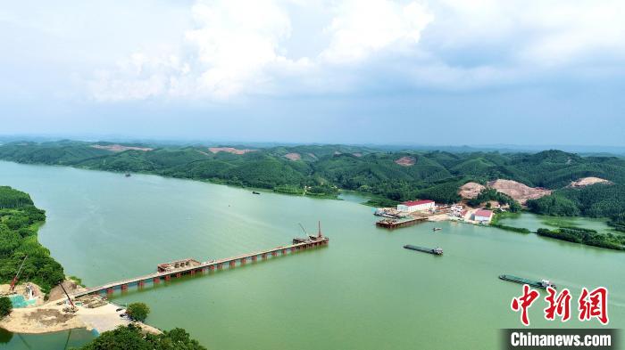 Yadda ake gina babbar gadar Feilong dake birnin Nanning_fororder_11