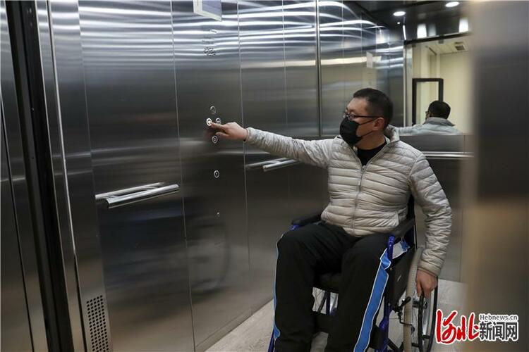 張家口賽區：讓殘疾人通行無障礙