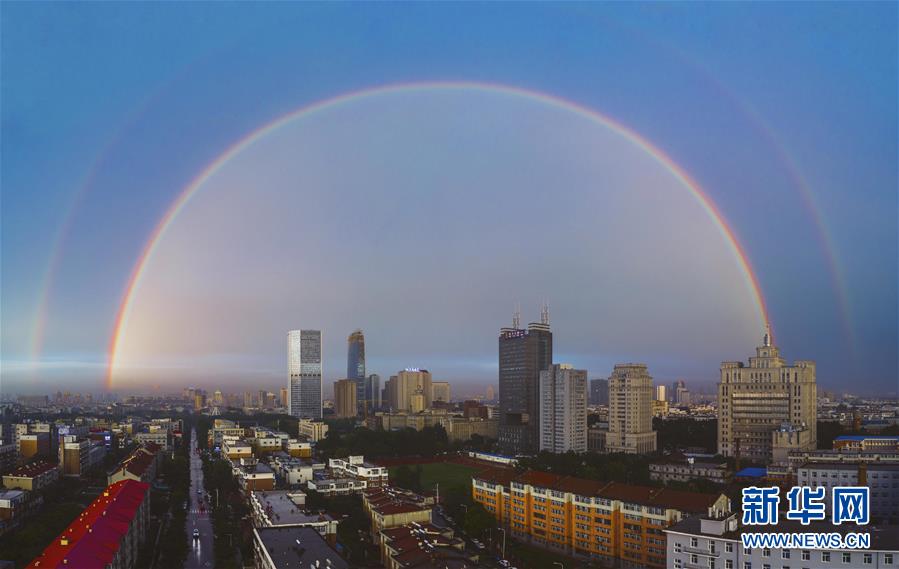 吉林长春：雨后彩虹