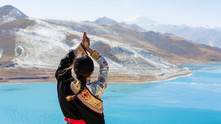 Matasa na cimma burikansu a yankin Tibet_fororder_hoto