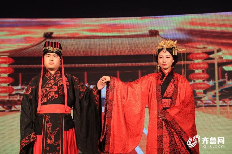 穿越千年的爱恋 山东省首届中式传统婚礼大典在青岛举行
