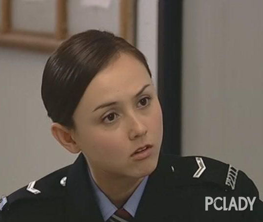 别羡慕混血萝莉啦 她们老得快这事我会说?