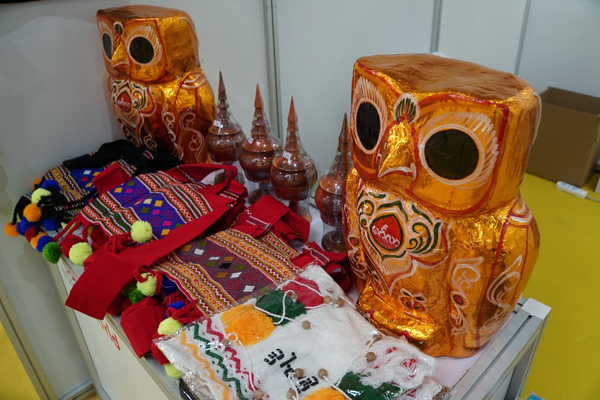 สัมผัสมนต์เสน่ห์ประเทศรายทาง “1 แถบ 1 เส้นทาง” ในงานนิทรรศการที่ปักกิ่ง_fororder_colourful4