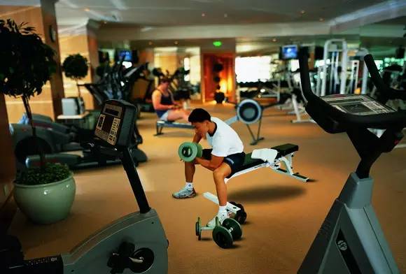 健身乱象假货泛滥 谁关注体育消费者的权益保护