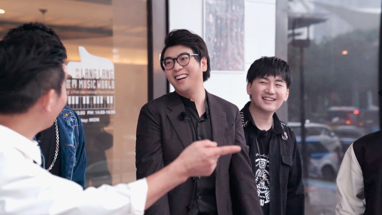 周游记周杰伦探秘郎朗的音乐世界默契合作四手联弹