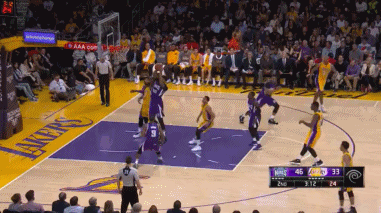 超远长传+里程碑+意外三分 隆多虐榜眼(gif)