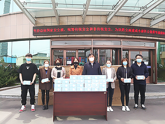 08【OK】【吉林供稿】愛心企業為延吉高新區捐贈5萬隻口罩