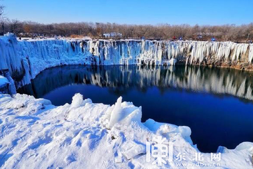 鏡泊湖今冬八大核心旅遊産品掀起冬季冰雪旅遊熱潮