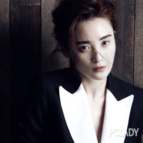 蒋勤勤整成街拍网红脸 曾经的古装美人去哪了?