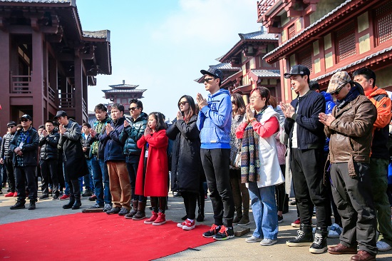 王丽坤霸气入主《凤凰无双》 再续古装传奇