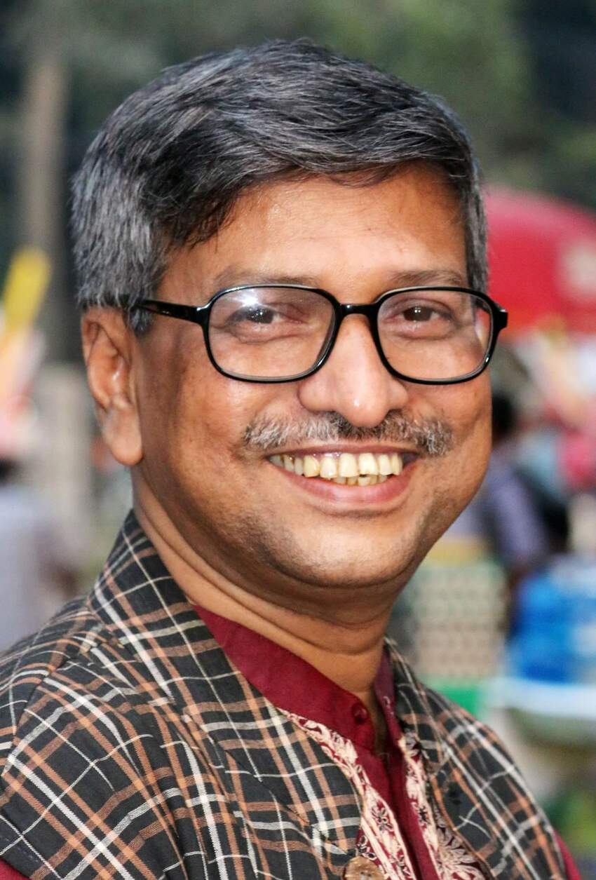 কফিহাউসের আড্ডা: বিদ্রোহী কবির স্মরণে অধ্যাপক ড. রতন সিদ্দিকীর সঙ্গে আড্ডা_fororder_2