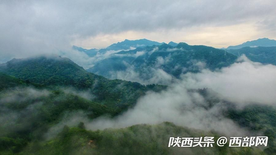 秦岭腹地 雨后佛坪姿态万千