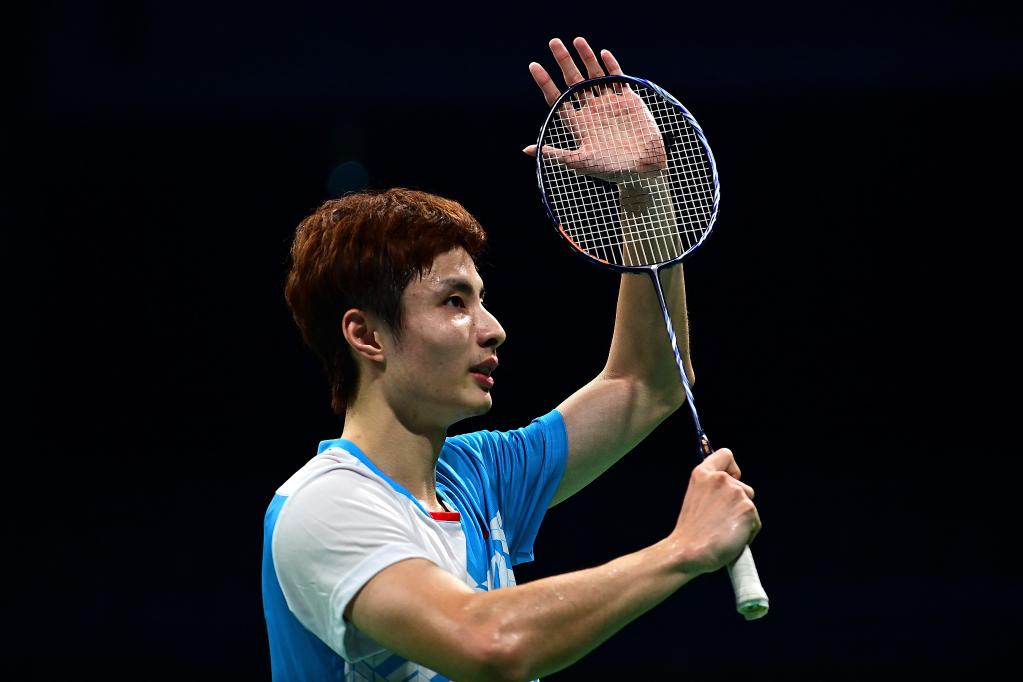 当日,在西安举行的第十四届全运会羽毛球男子单打半决赛中,江苏队