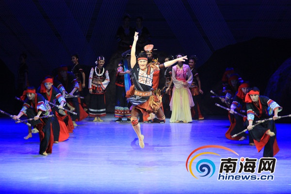 海南民族舞剧《黄道婆》福建泉州上演 观众集体鼓掌叫好