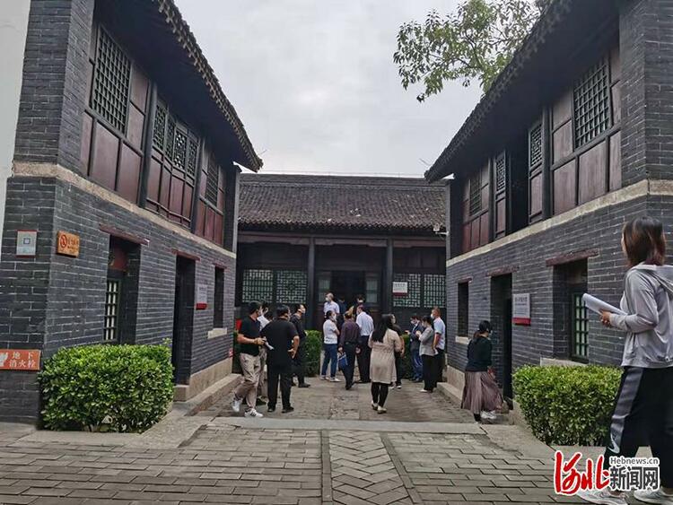 集中专题采访活动走进涉县