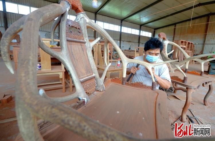 河北大城：红木文化产业带富一方百姓