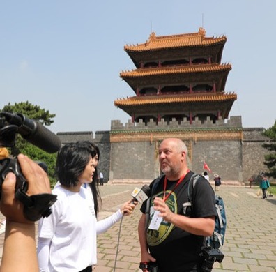 海外摄影师在沈阳昭陵展开历史文化之旅