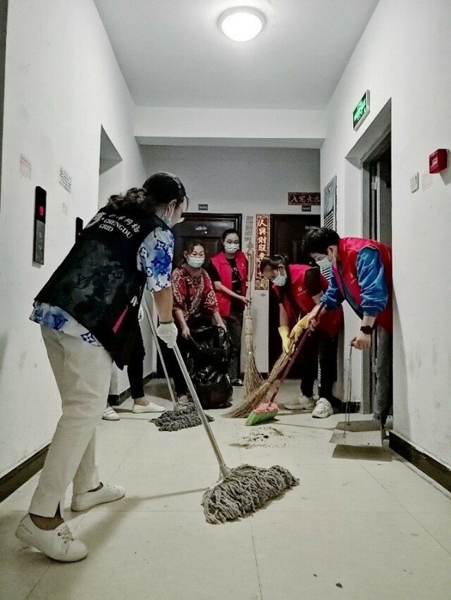 小楼道 大文章——成都市新津区普兴街道骑龙社区志愿服务有“亮招”