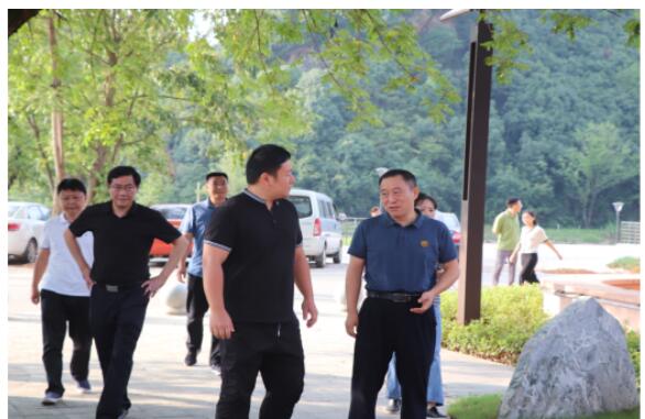 湖南岳阳：平江县政协主席洪志凡率队视察文旅融合工作情况_fororder_20210907101049635