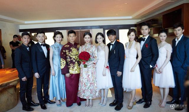 吴奇隆刘诗诗大婚 刘妈妈和伴郎伴娘们团太抢眼