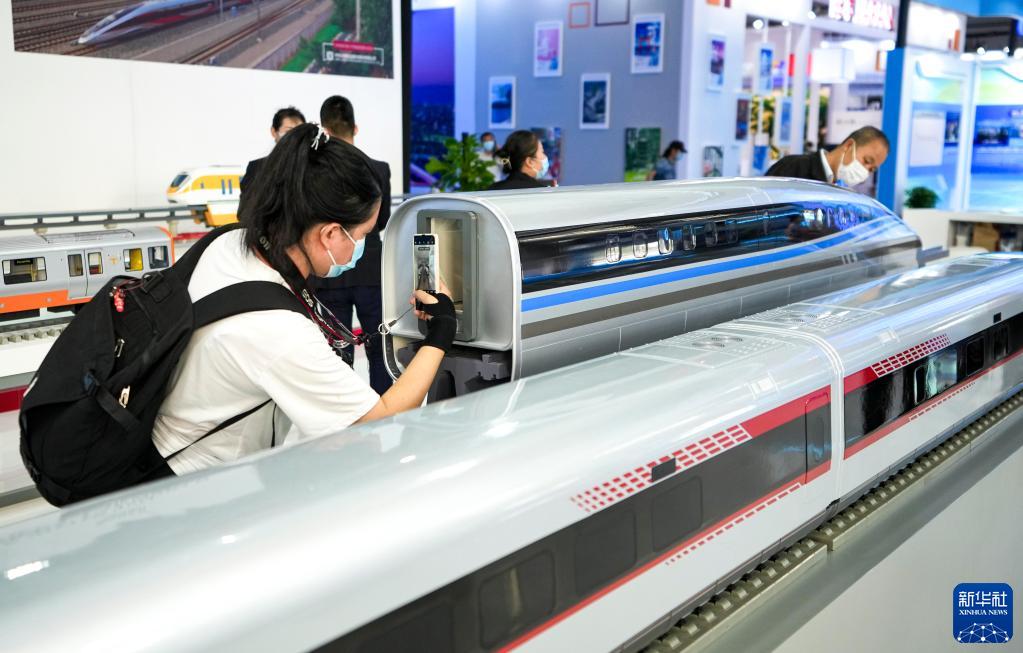 从黑土地到小卫星——东北亚博览会上的东北振兴元素