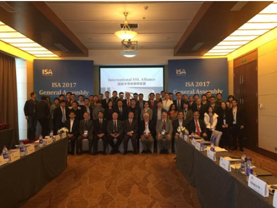 “易耀”品牌LED路灯亮相世界 “易耀”品牌LED路灯亮相世界