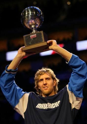 天王还是那天王 回首德国战车青春忆光辉岁月 天王还是那天王 回首德国战车青春忆光辉岁月