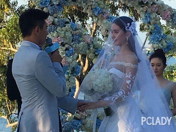 刘诗诗吴奇隆大婚 霍建华曝隆诗秘恋过程