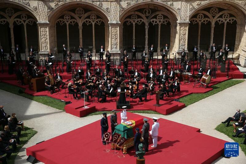 An yi bikin jana’izar tsohon shugaban kasar Portugal_fororder_1127854536_16314634565871n