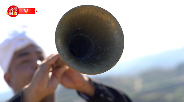 습근평 주석, 수덕현(綏德縣) 무형문화재전시관 방문_fororder_1631599576795_107_758x422