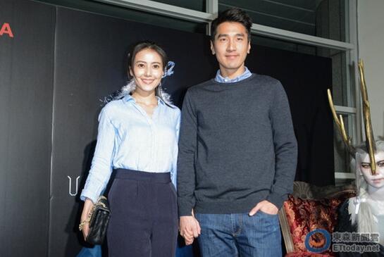 赵又廷曝父母恋爱经历：首次约会就要结婚