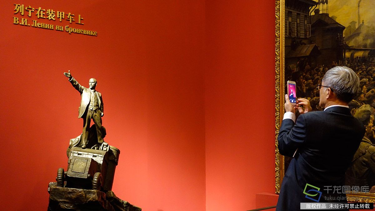 十月革命珍贵文物亮相国博