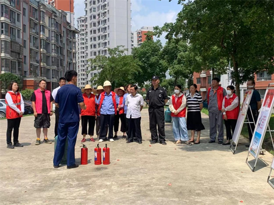 无锡市鸿山街道“红色物业”推行安置房小区治理妙招_fororder_图片2