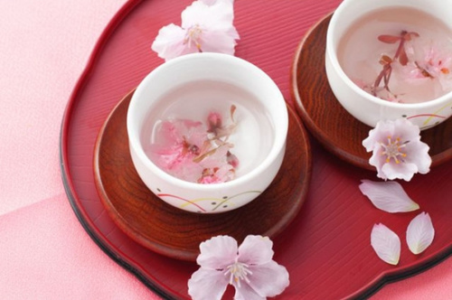真正的秀色可餐：品味櫻花做成的風雅美食(圖)