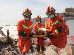 第十二個全國防災減災日——防災“戰場”築起人民防線_fororder_dc74c2dc-c5b4-4cdb-a0d7-eb94b9b34e20