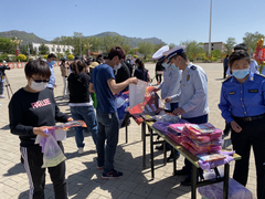 防災減災日， “藍朋友”上街為群眾答疑解惑