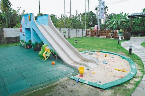 臺夫婦將幼兒園變特色餐廳 "還有大象溜滑梯"