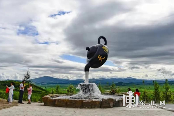 多彩雙鴨山 如畫美景等您來——彩雲嶺文化旅遊民俗景區