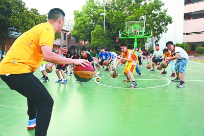 武昌實驗小學倡導“不帶作業本回家”