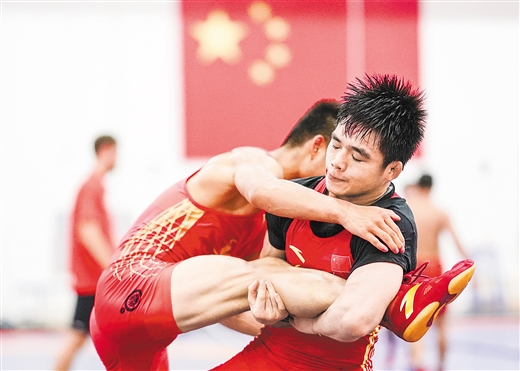 广西男子自由式摔跤队获评 “全国体育系统先进集体”激发昂扬斗志