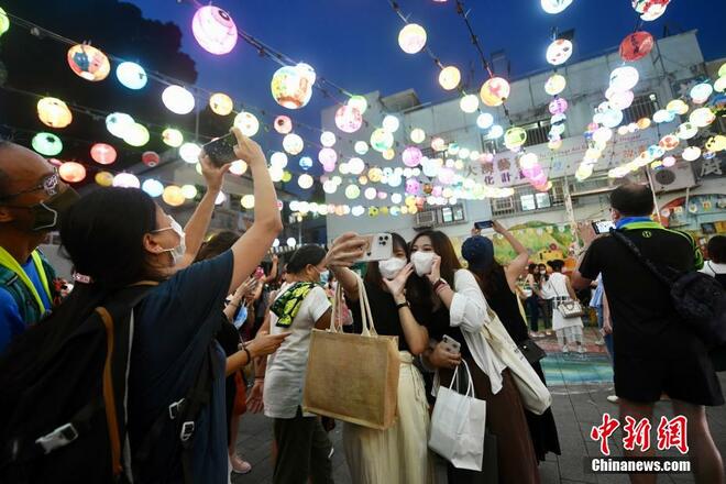 2,500 Tanglung Hiasi Serata Tai O_fororder_to3