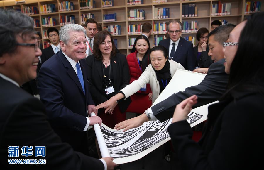 德国总统高克在沪访问